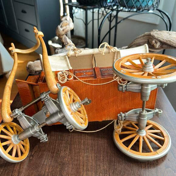 Vintage Ghirardelli Chocolate Company Covered Wagon Carriage - Picture 8 of 11